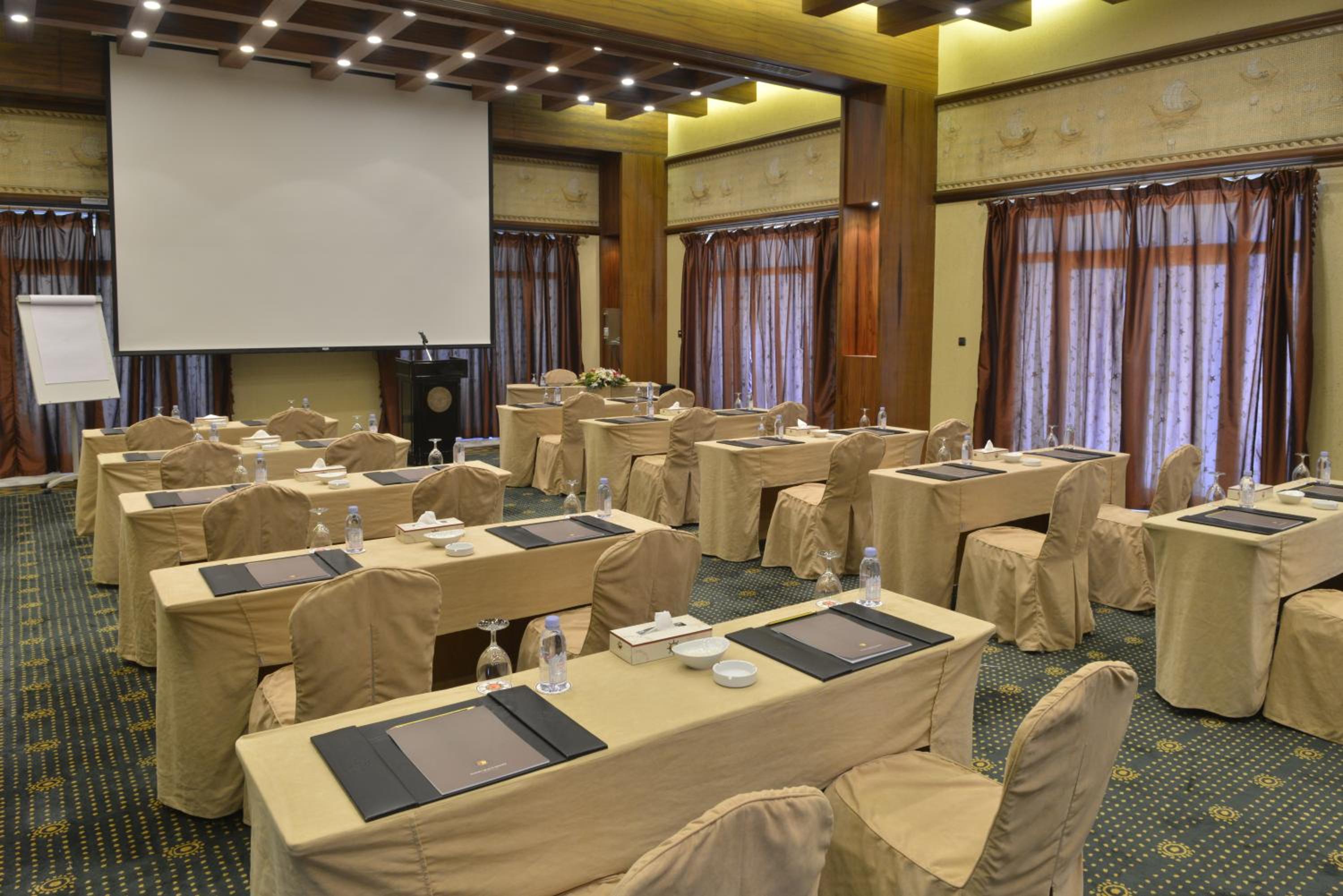 منتجع وسبا صن سيت بيتش مارينا(Sunset Beach Resort Marina & Spa) 230/243