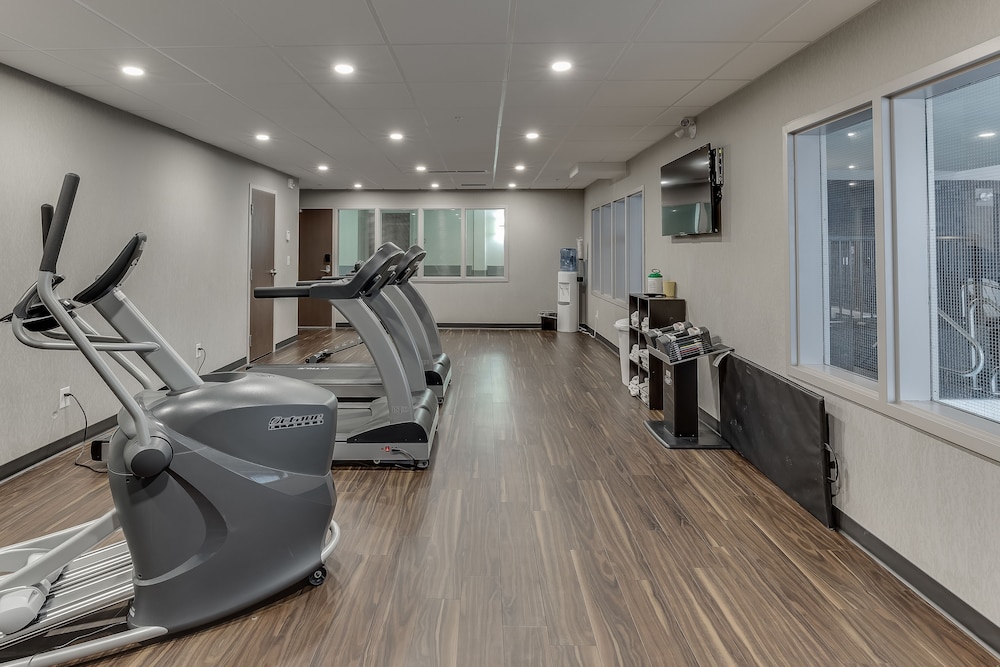Home Inn Suites Saskatoon South 39/66