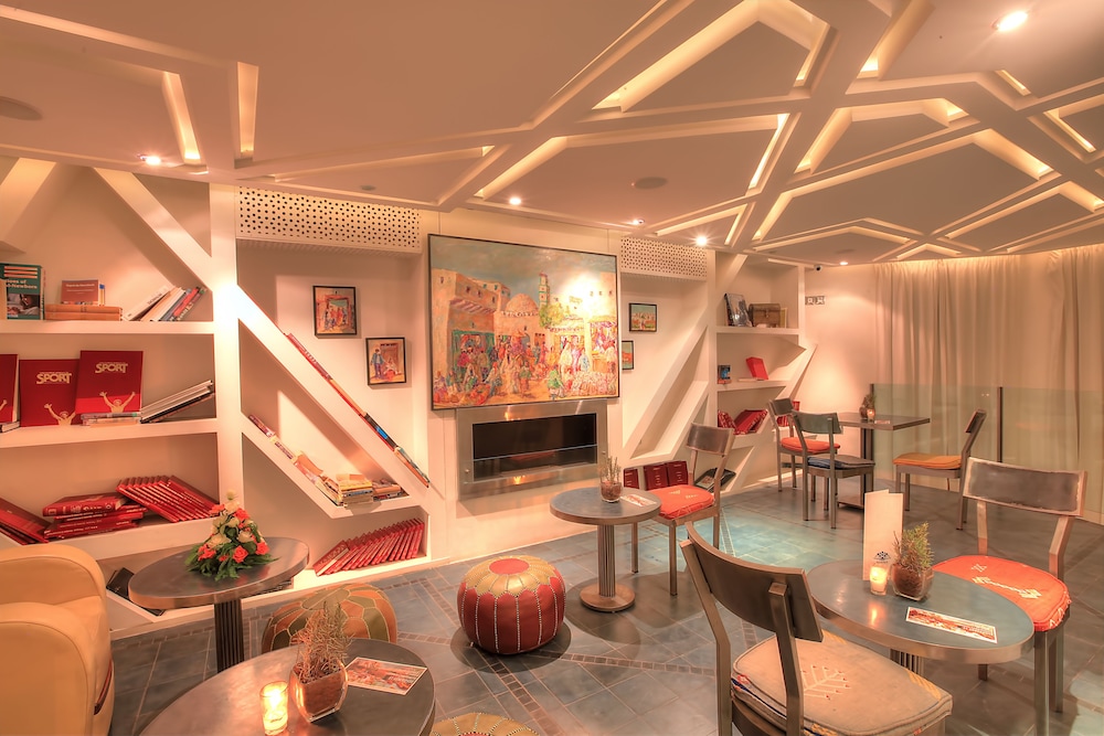 Amani Hotel Suites & Spa 66/85