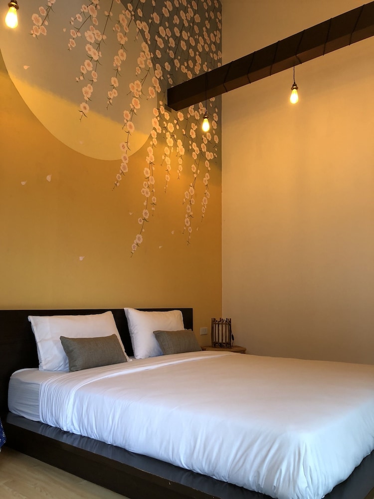 Aiims Tales Canal Boutique House 6/32