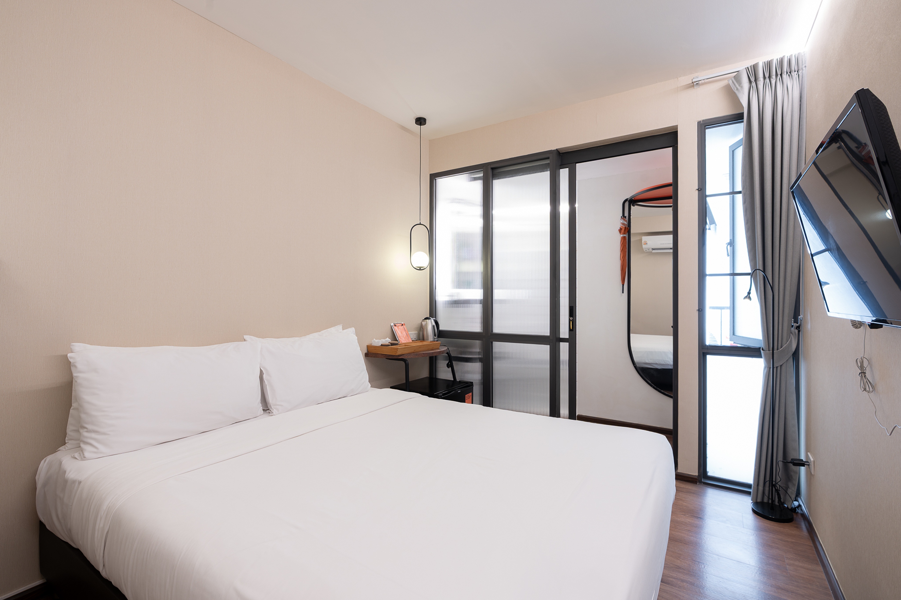 Murphy Bed, Standard
