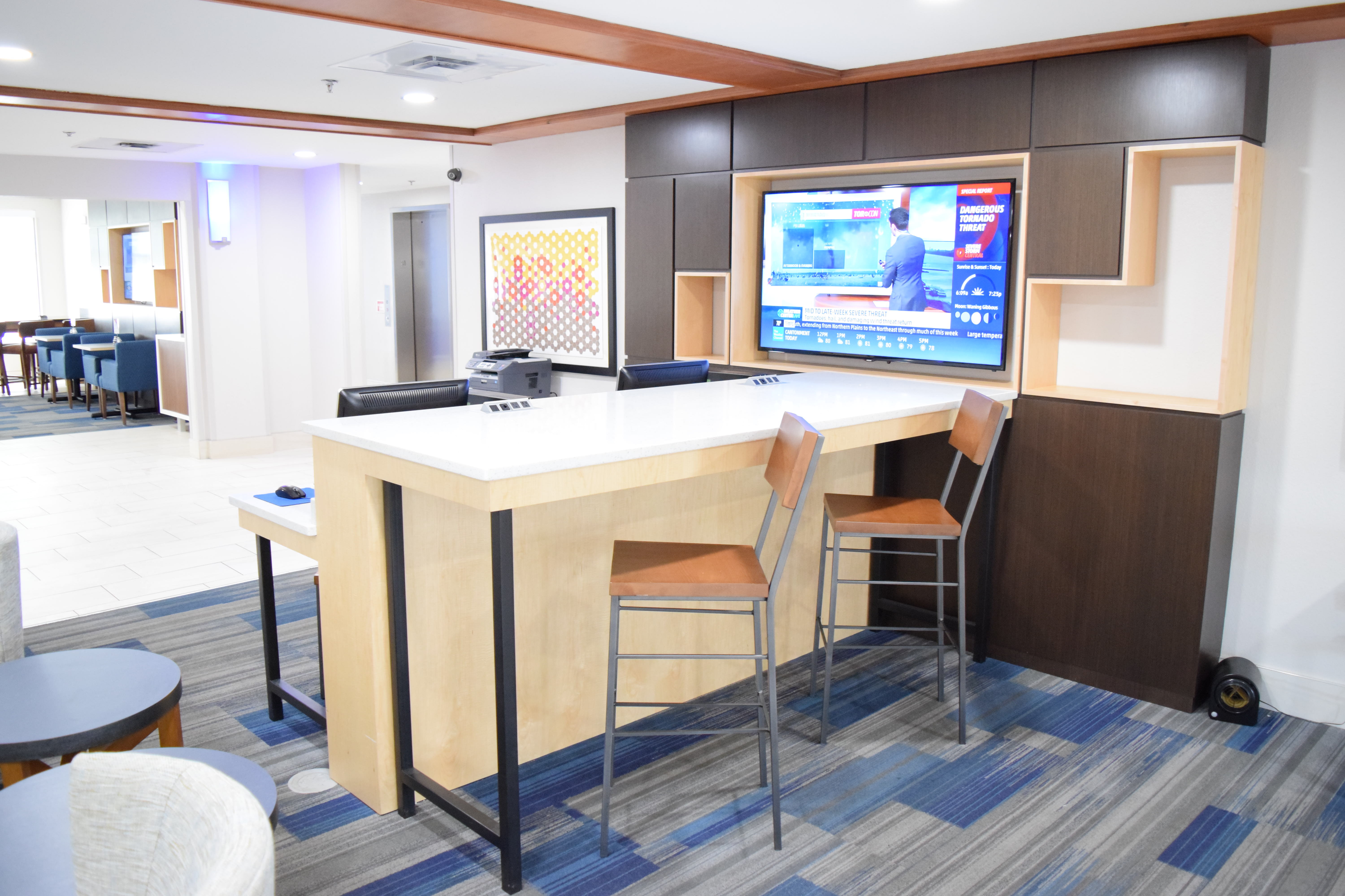 Holiday Inn Express Hotel And Suites Pensacola W I 10 35/35