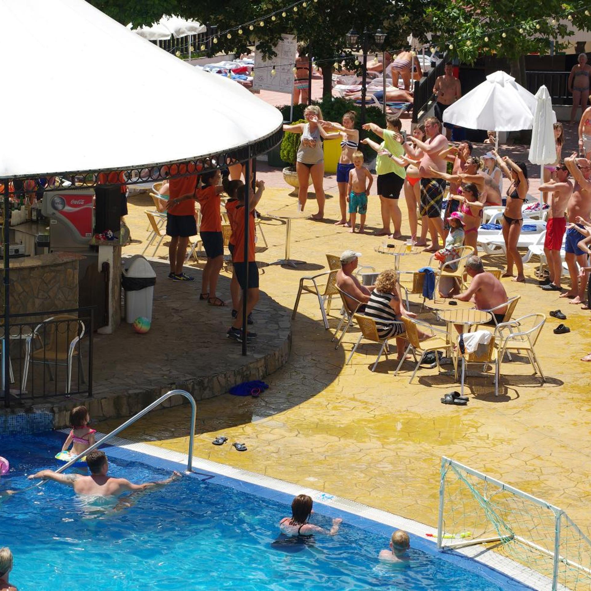 Bella Vista Beach Club 43/54