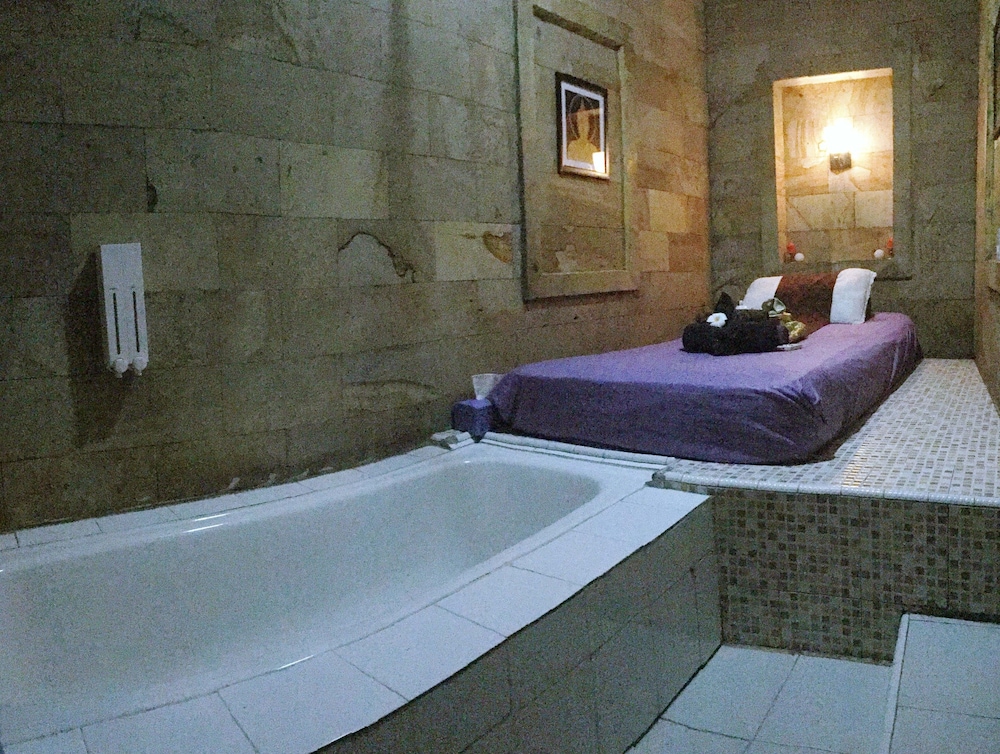 Grand Sari Hotel Padang 13/28