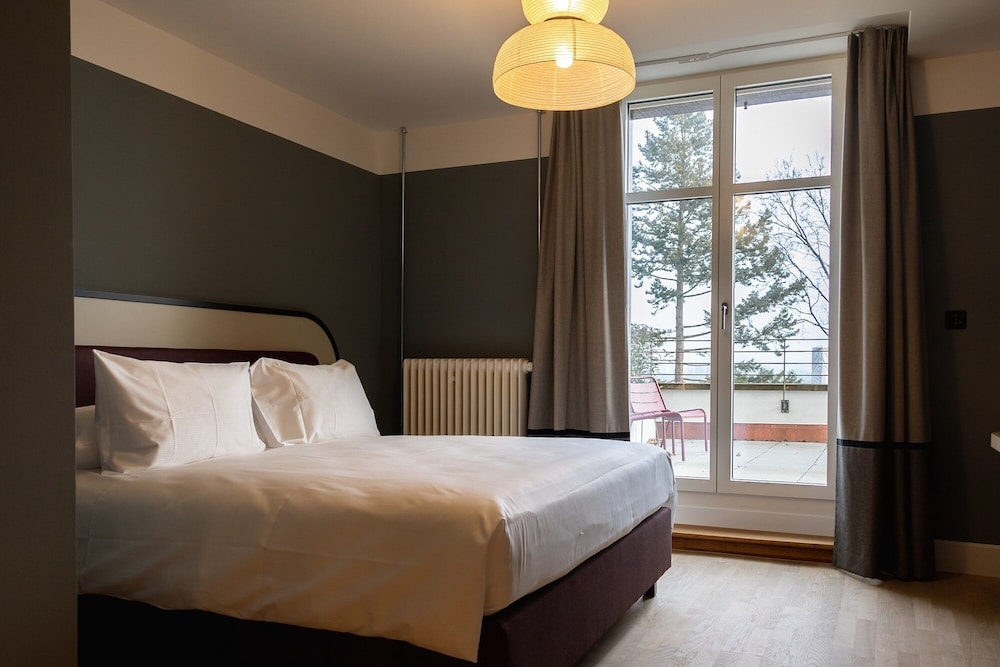 BOUTIQUE, DOUBLE BED, RIVER VIEW