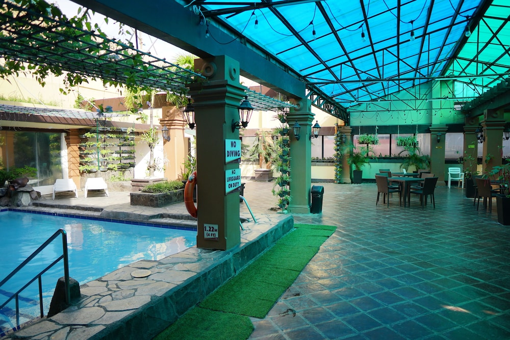 Bayview Park Hotel Manila 43/50