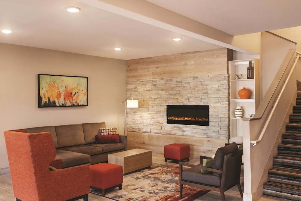 Country Inn & Suites by Radisson, Albert Lea - Austin 24/35