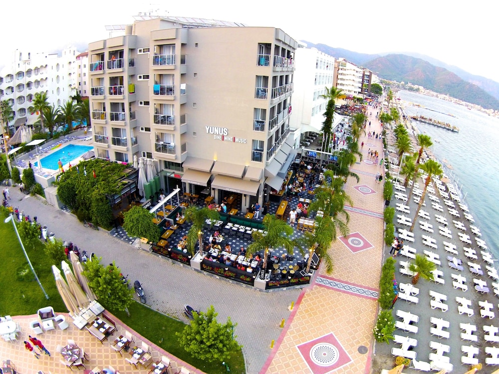 Yunus Hotel 4/71