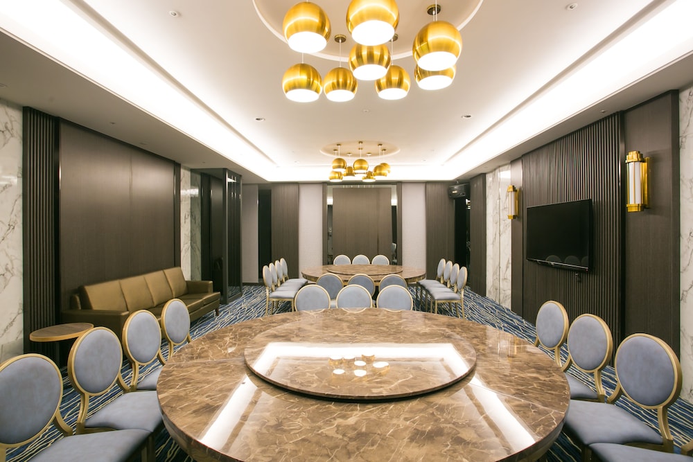 Saint Art Hotel 23/30
