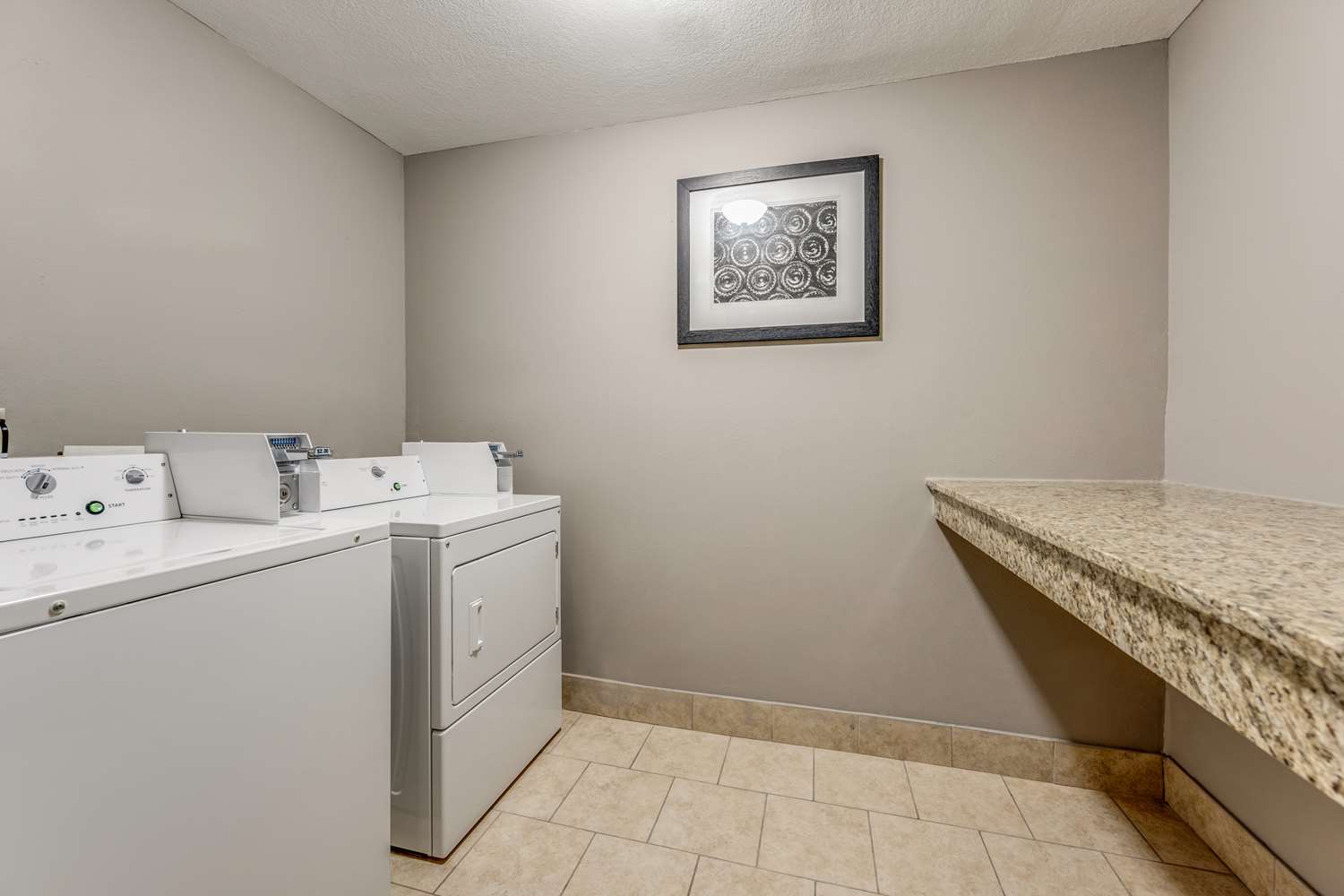 Clarion Pointe Huntsville West 2/14