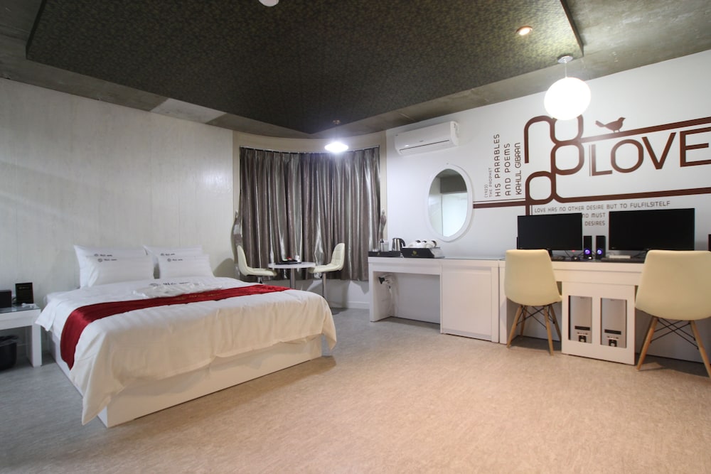 Mix Motel Jeonju 14/97
