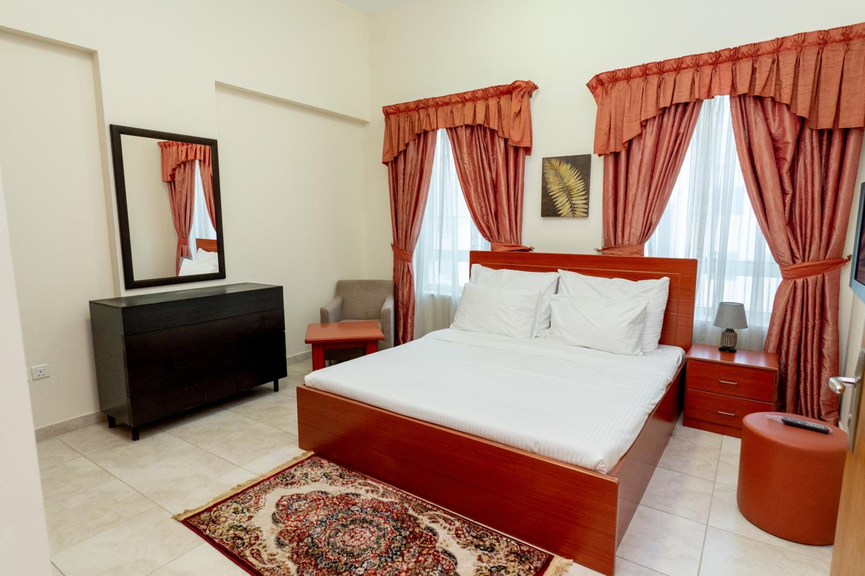 THREE BEDROOM APARTMENT