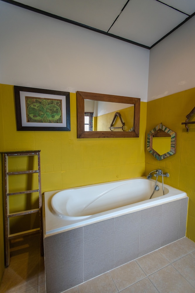 Varinda Garden Resort 16/50