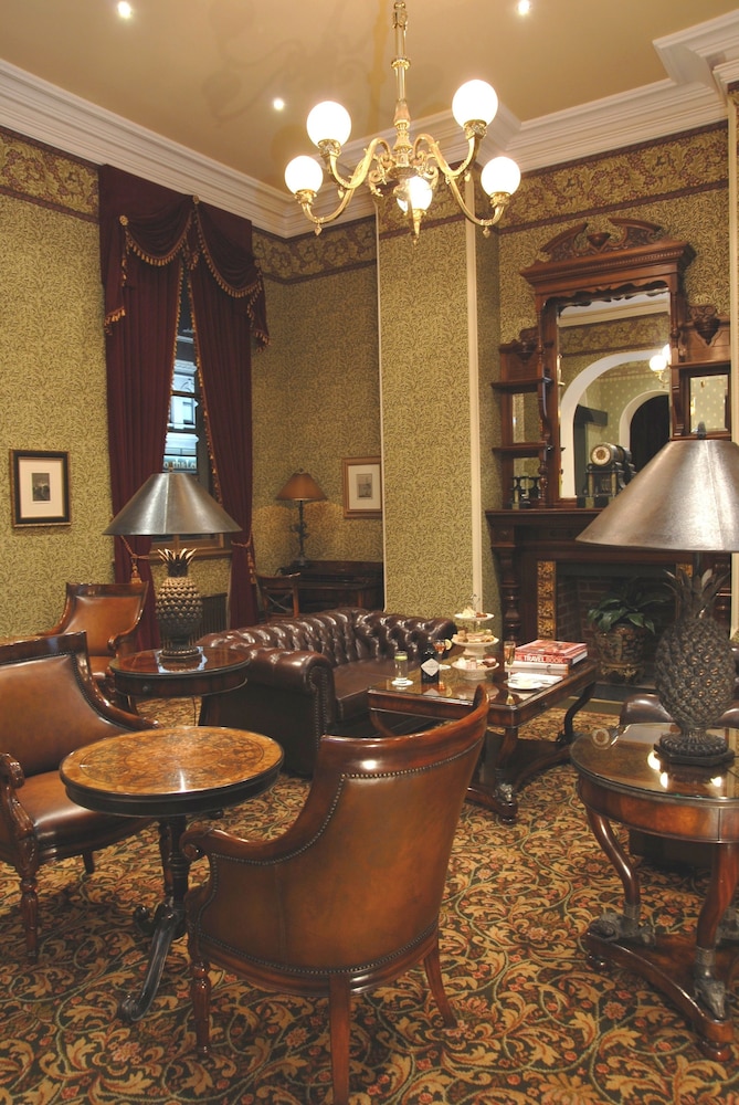 Craigs Royal Hotel 32/50
