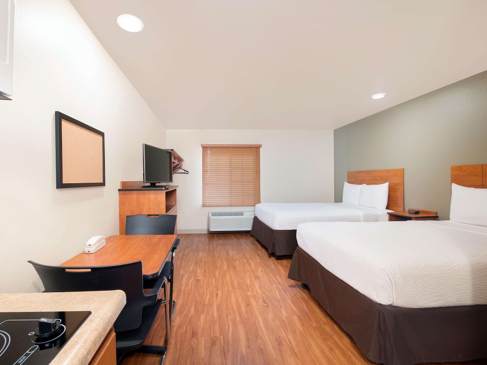 Extended Stay America Select Suites Atlanta Chamblee 10/53
