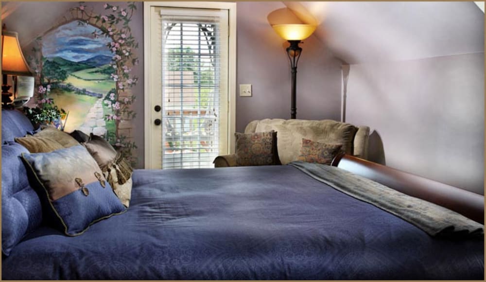 Annville Inn Bed and Breakfast 10/50