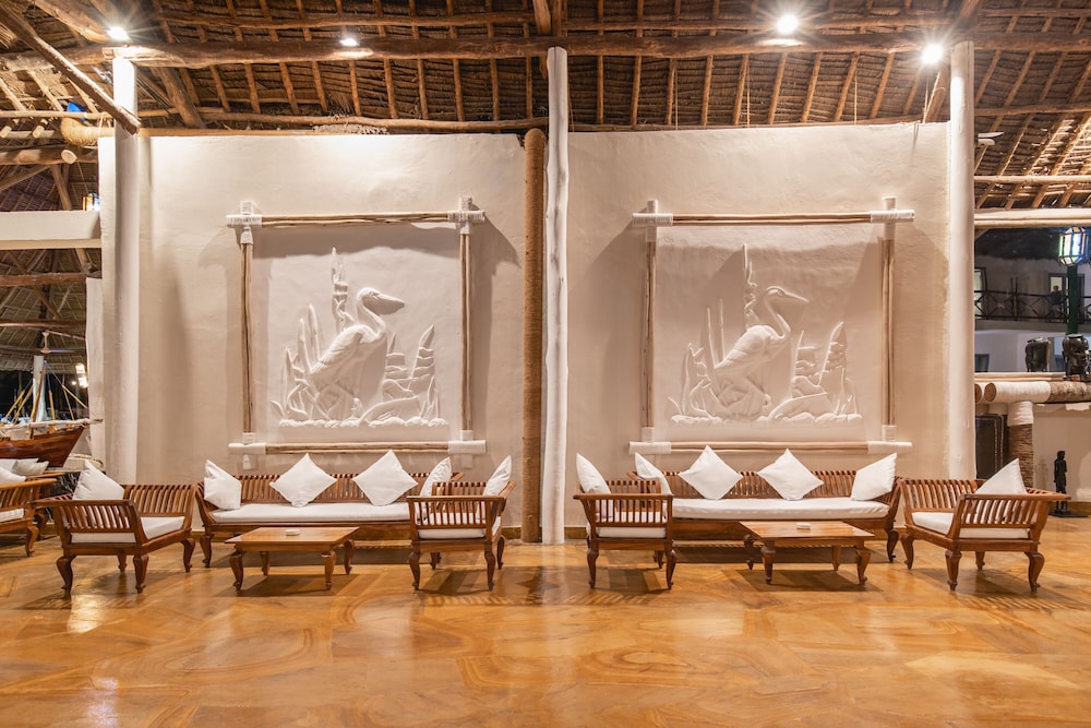 Kiwengwa Beach Resort 48/72