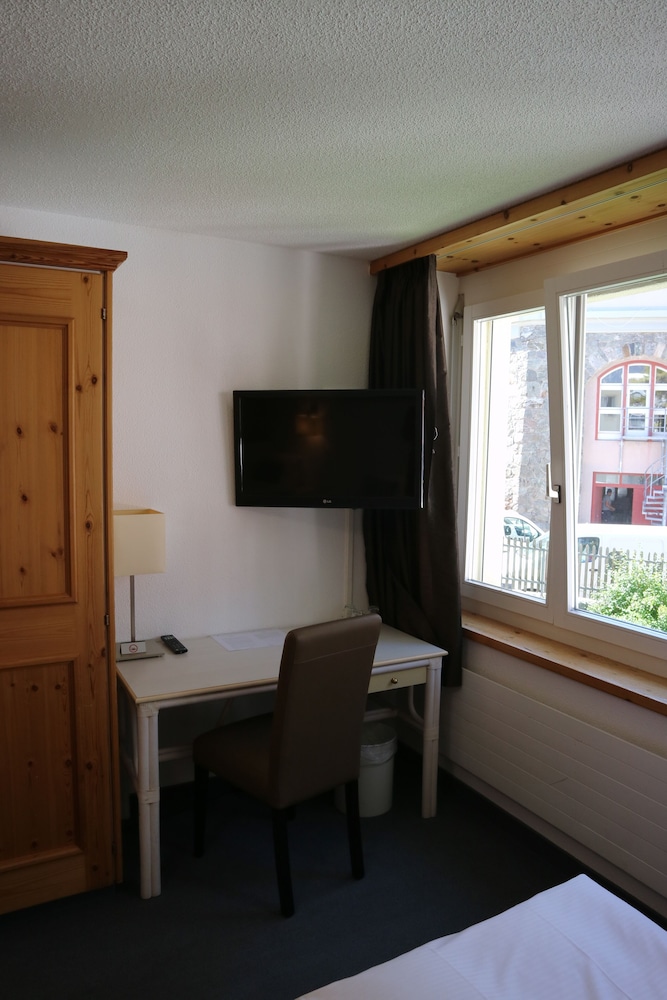 Spengler Hostel 18/29