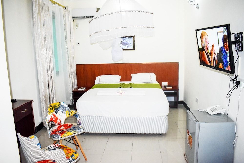 Sheratton Regency Hotel 13/34