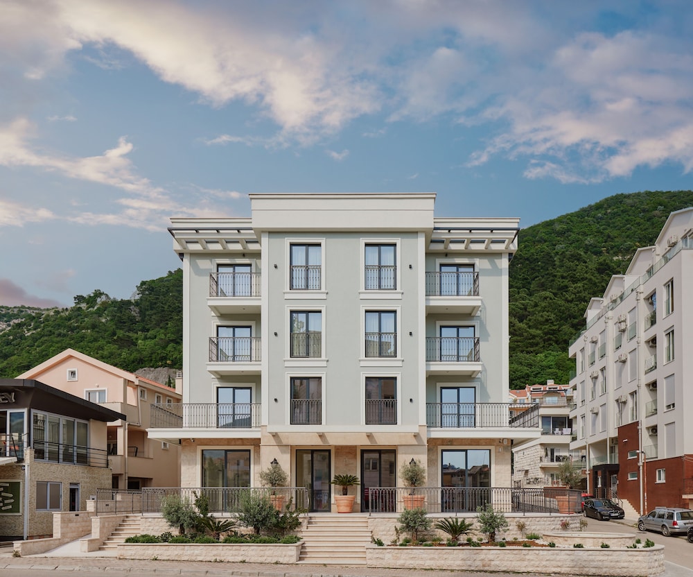 Hotel Diplomat in BUDVA
