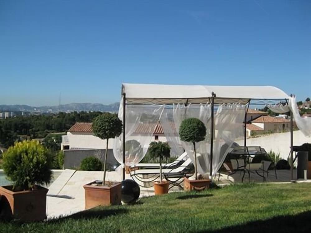 Villa Blanche 3/34
