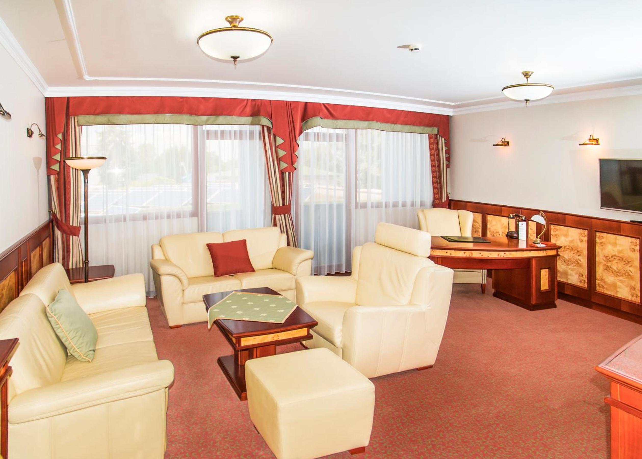 Hotel Silver 13/25