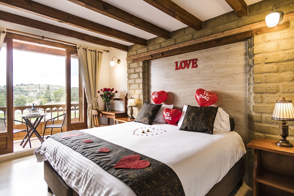 Hotel El Giro 16/50