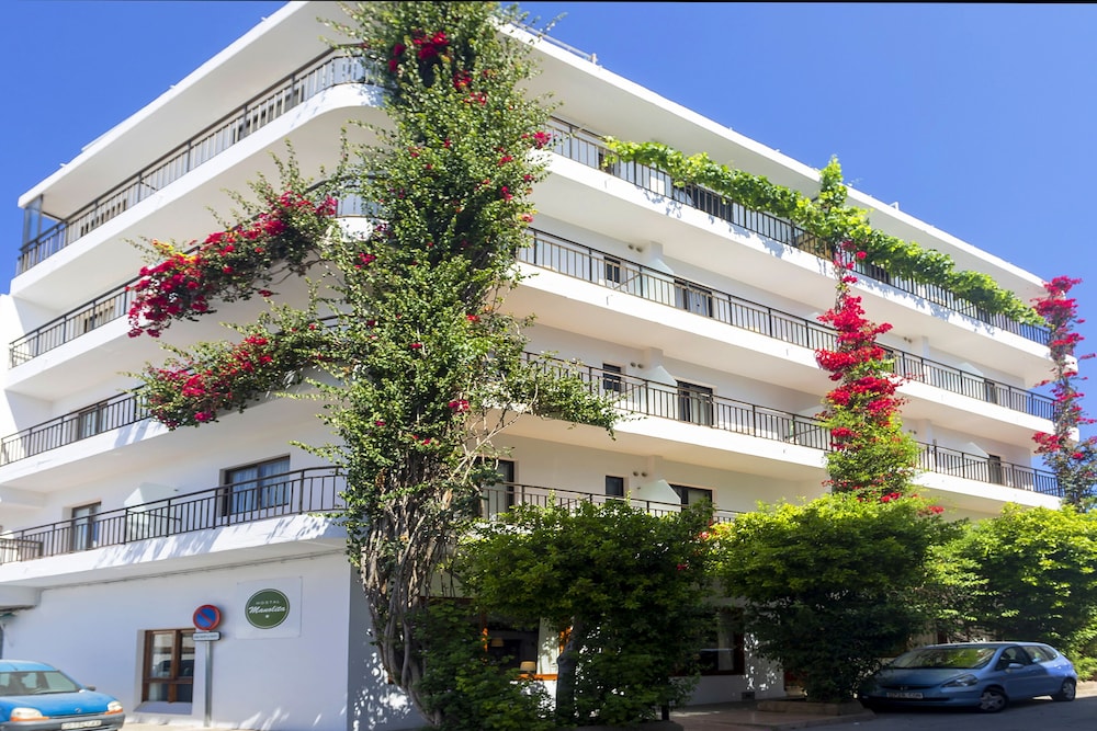 Manolita Hostal 3/71