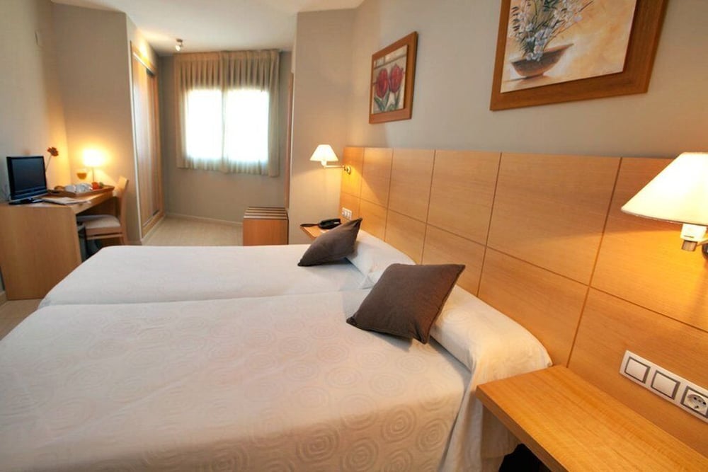Hotel La City Estacion 10/66