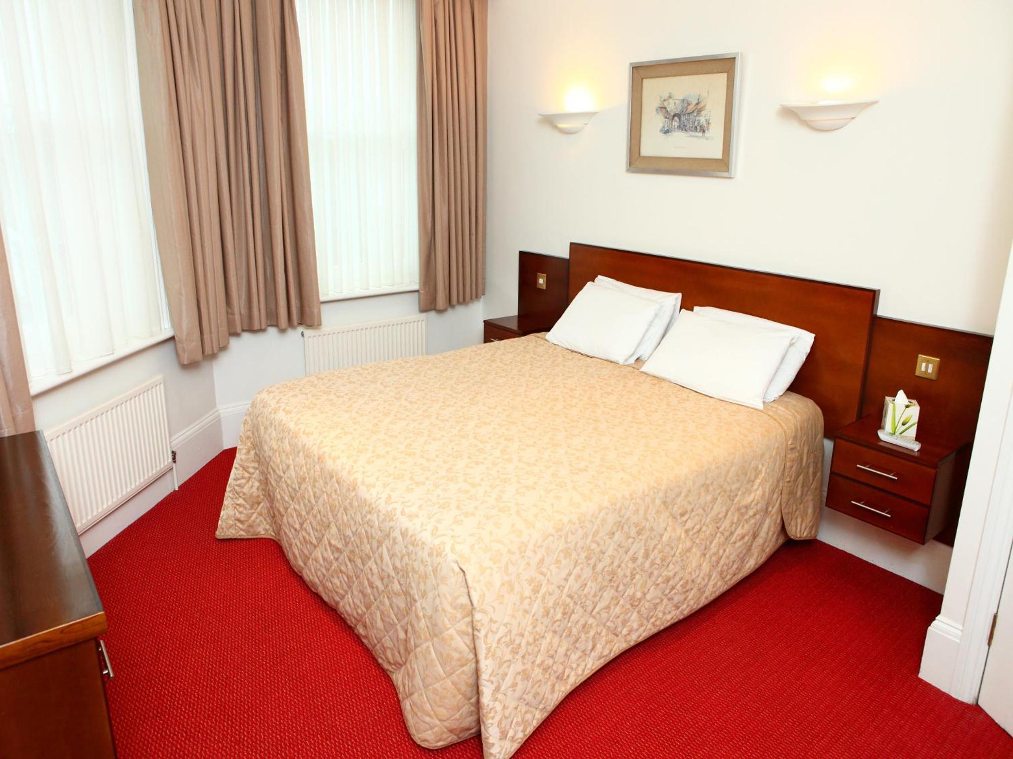 Room, Double Bed