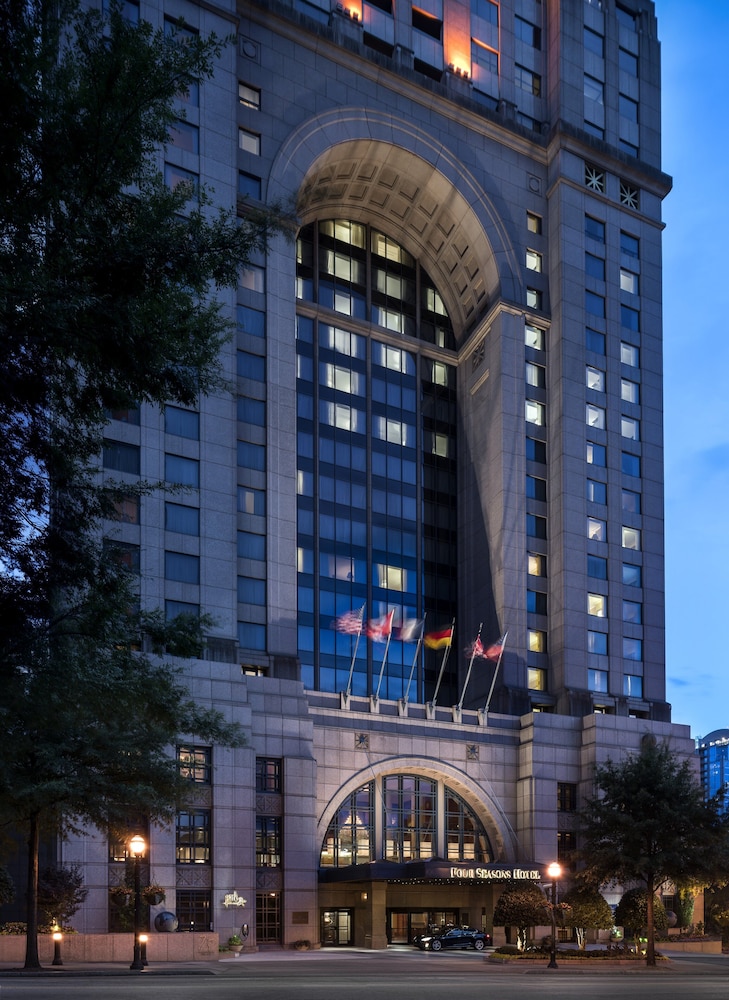 Four Seasons Hotel Atlanta 3/73