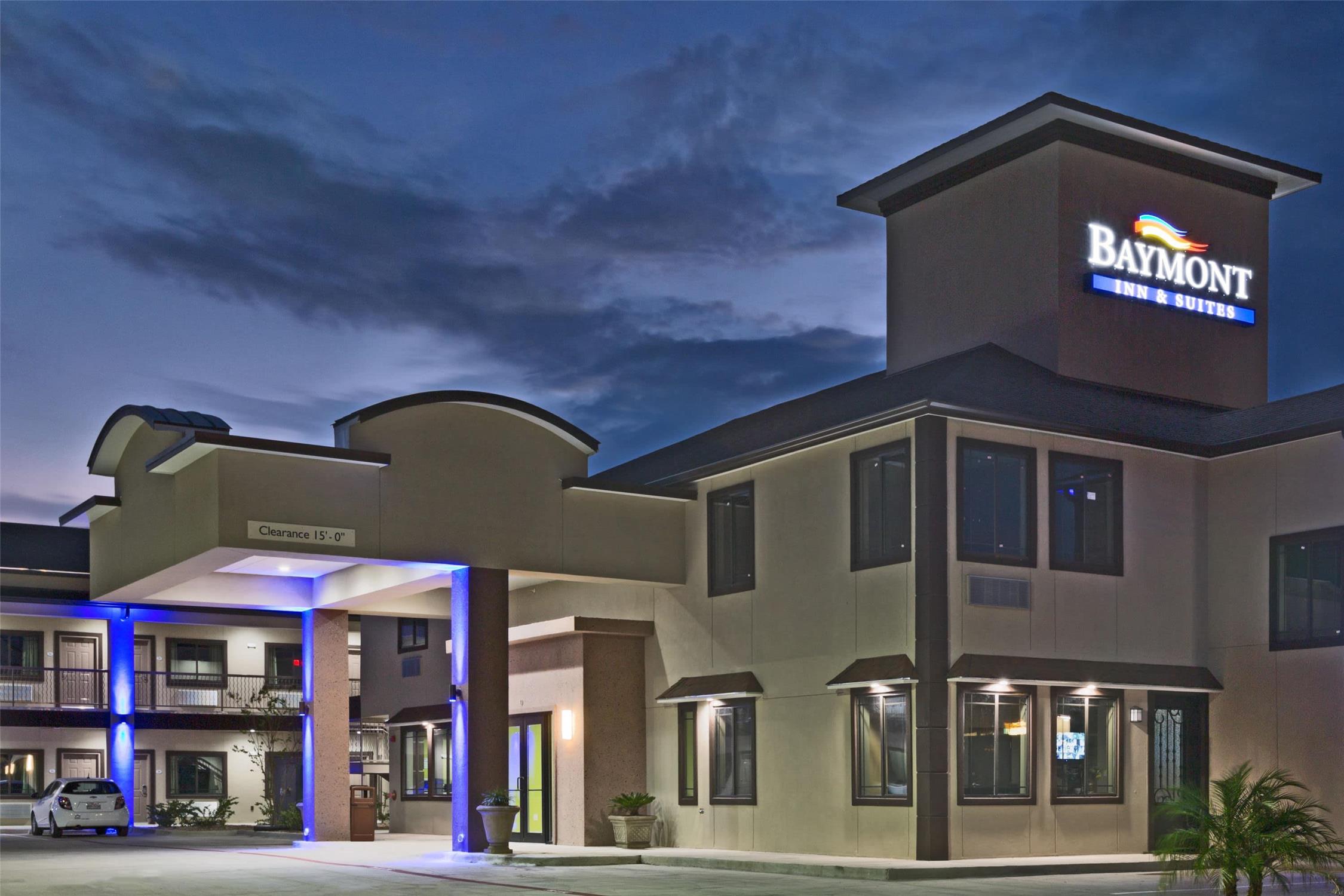 Baymont by Wyndham Bryan College Station 4/20