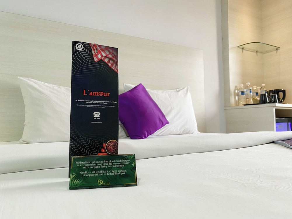 89 Hotel 45/86