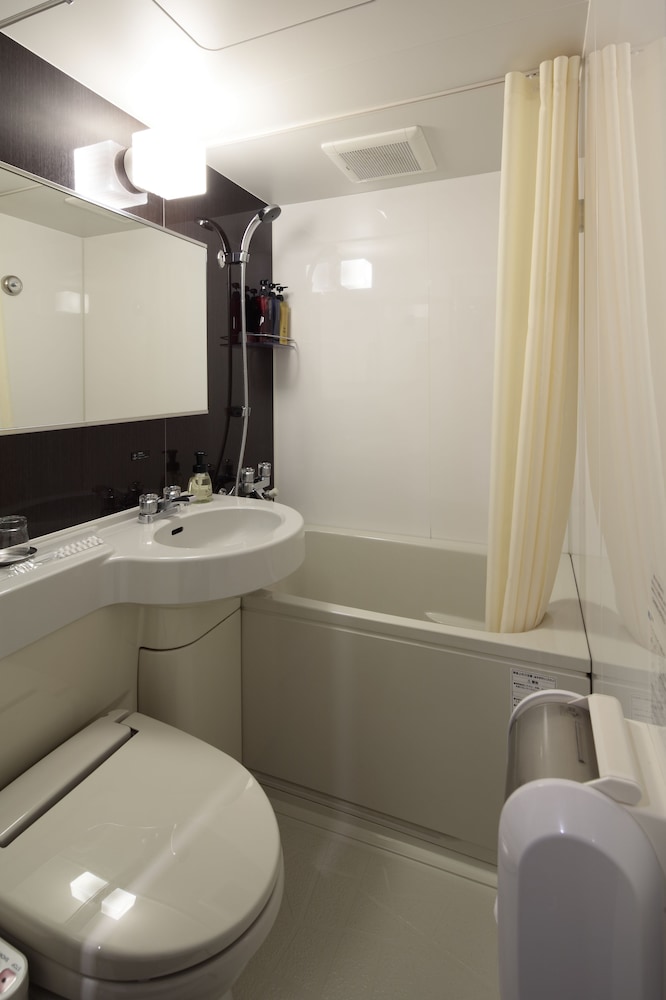 Candeo Hotels Kameyama 12/48