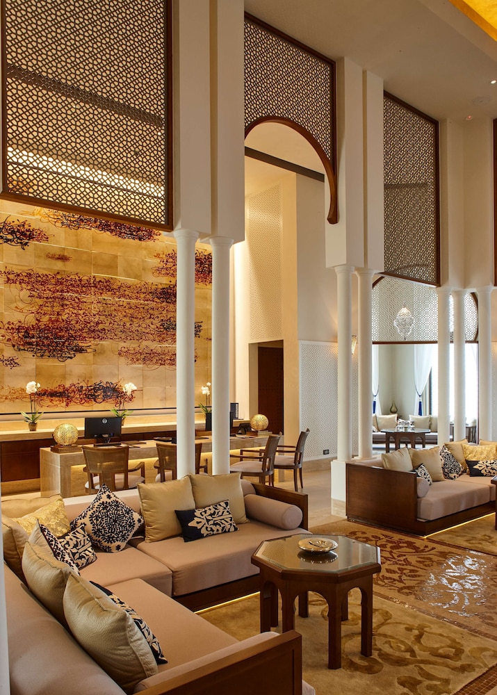Banyan Tree Tamouda Bay 56/87
