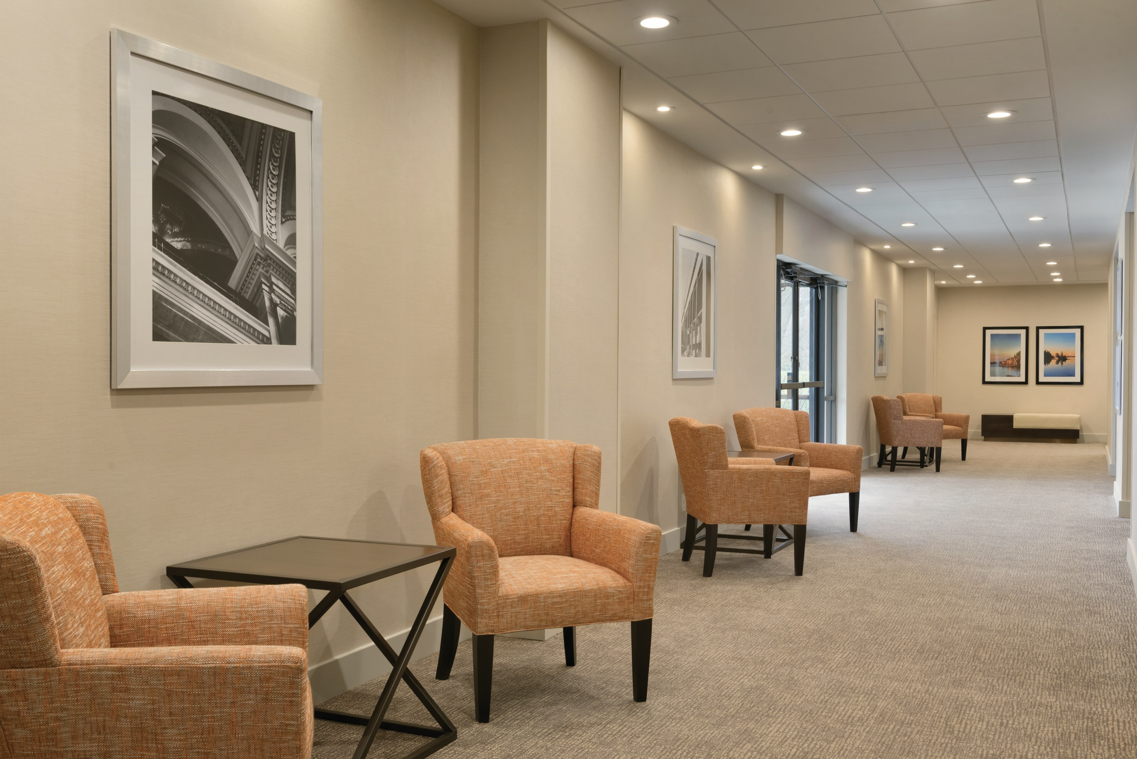 Embassy Suites By Hilton Milwaukee Brookfield 33/81
