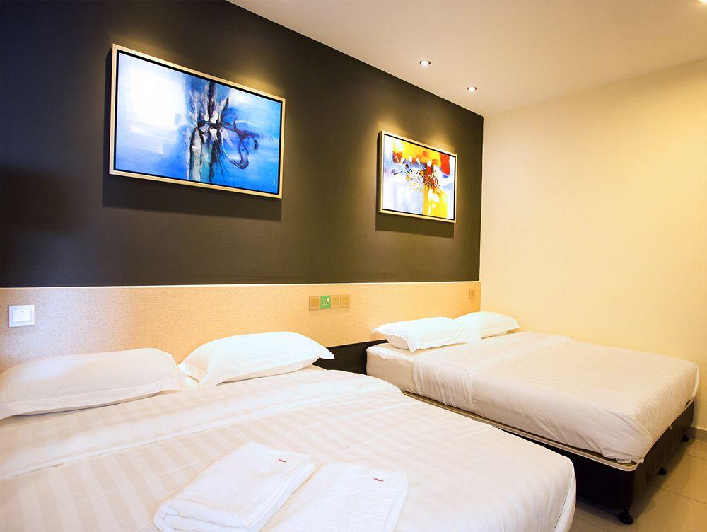 One Avenue Hotel 6/22