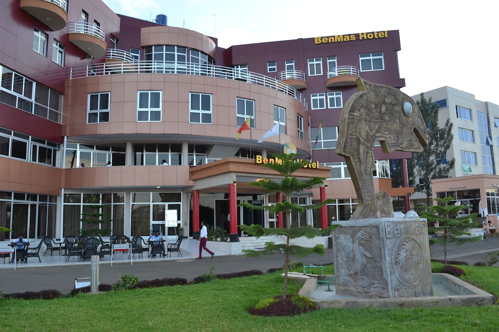 BenMas Hotel 23/25