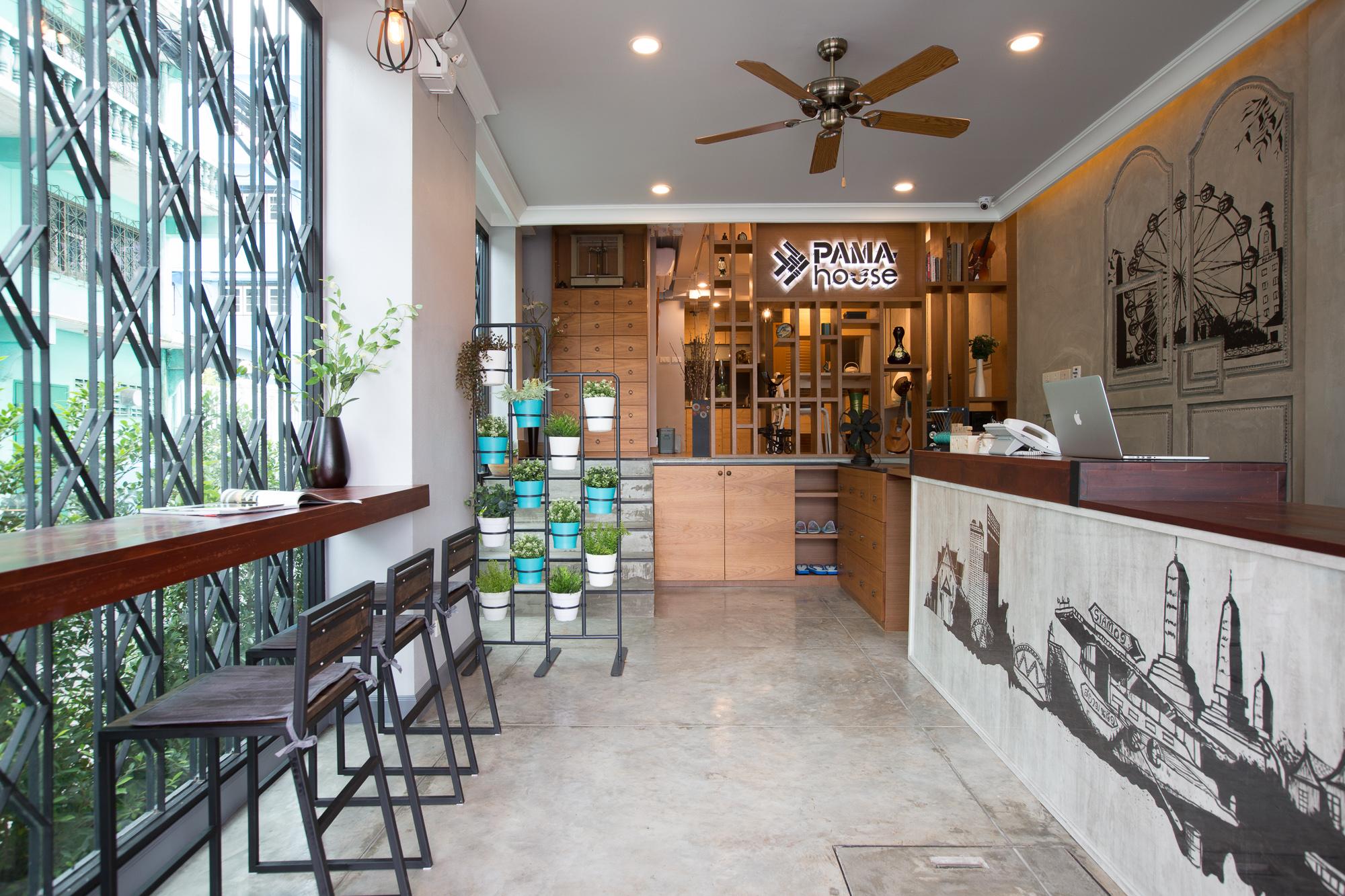 Lobby at PAMA House Boutique Hostel, BANGKOK