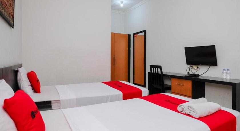 Reddoorz Plus Taman Siswa 2 27/63