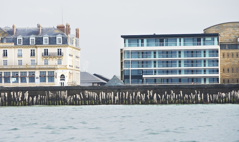 Oceania Saint Malo Hotel in ST MALO