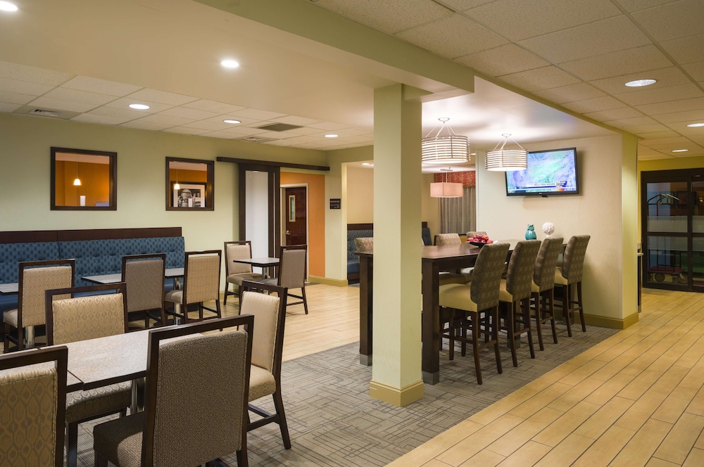 Hampton Inn Danville, PA 40/49