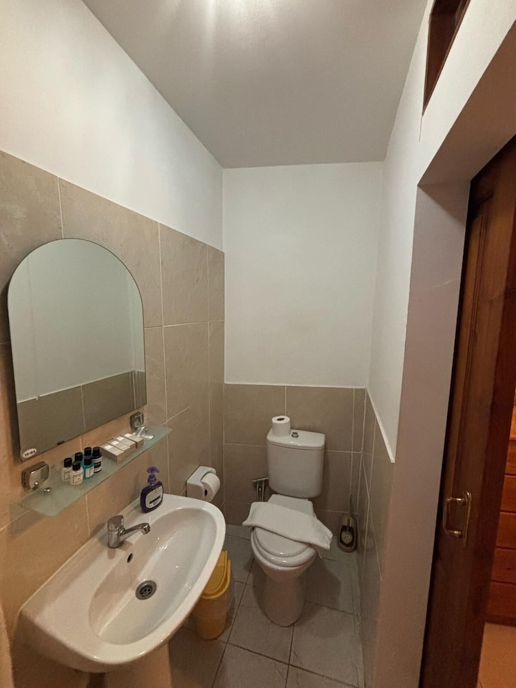 Kyrenia Palace Boutique Hotel 49/50