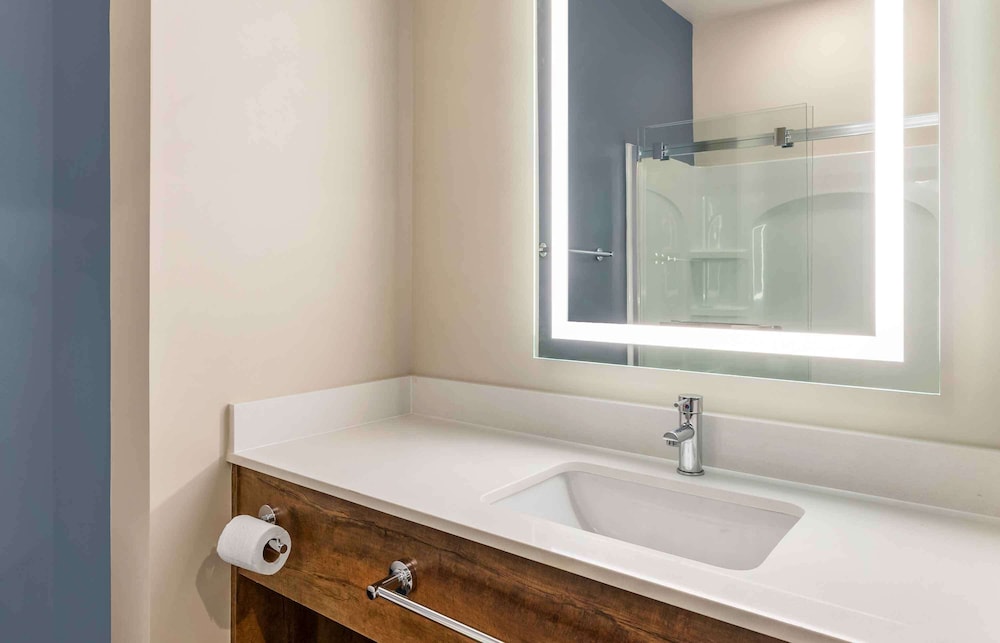 Extended Stay America Premier Suites - Fredericksburg 23/26