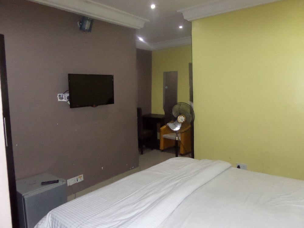 Ghatview Hotel 15/33