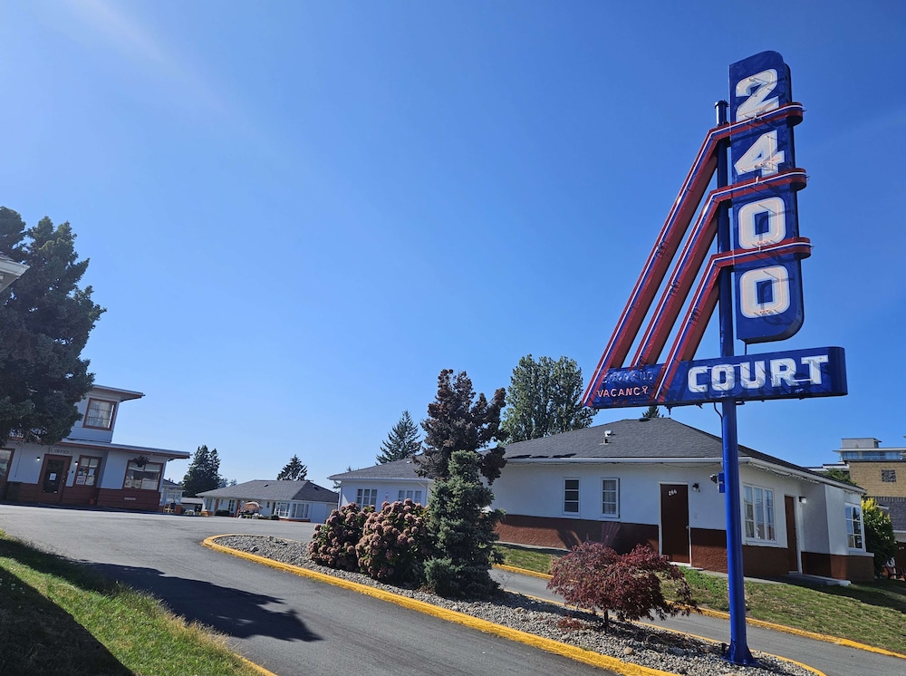 2400 Motel 62/68