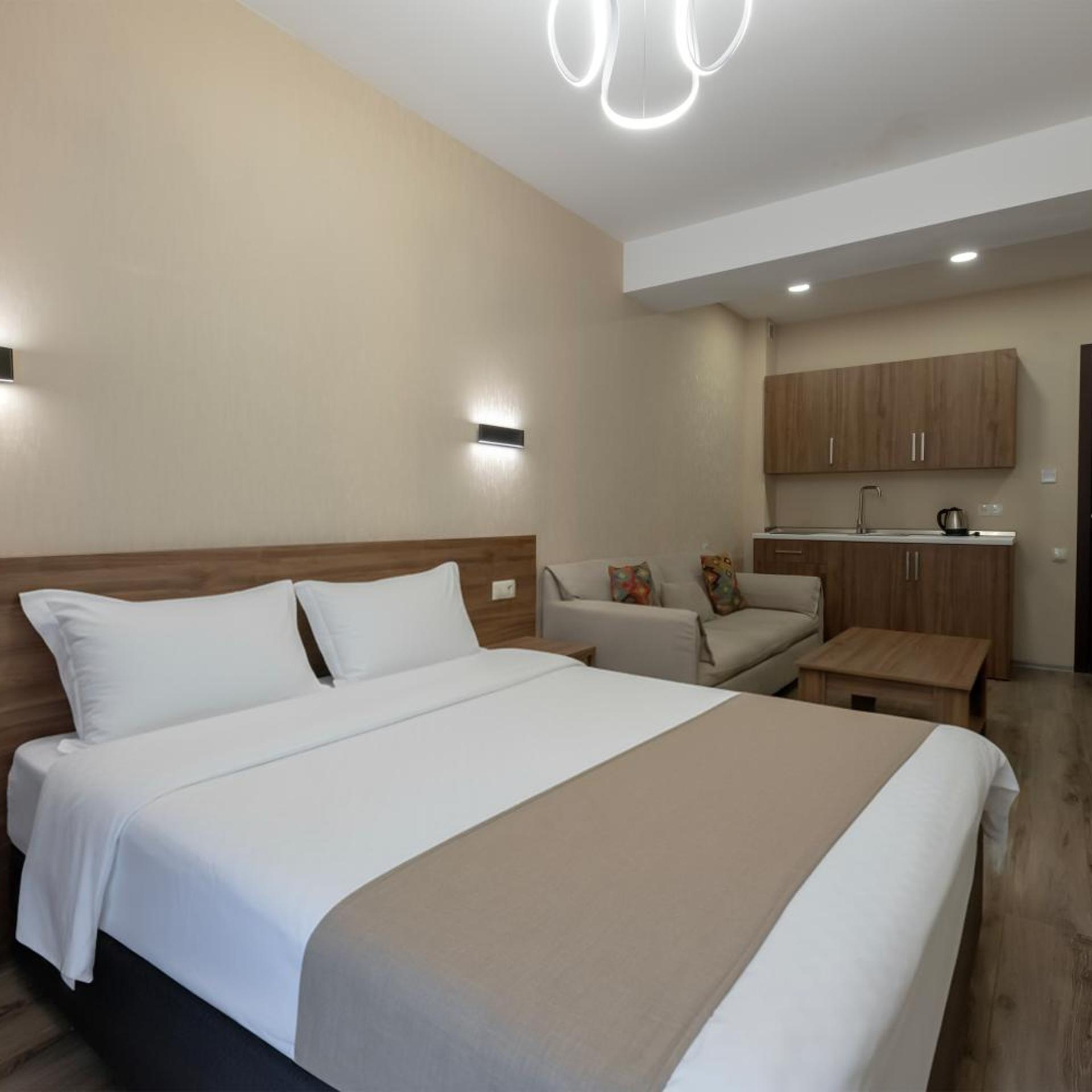 Standard, Double Bed