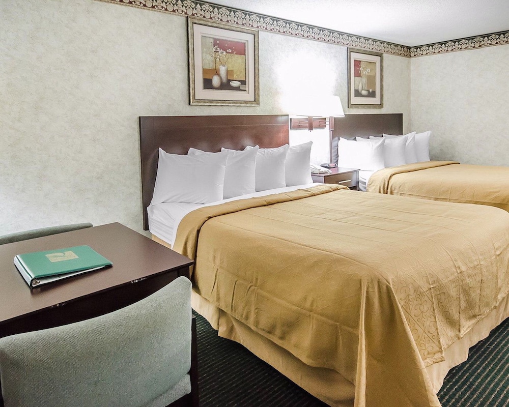 Quality Inn Franklin South 17/30