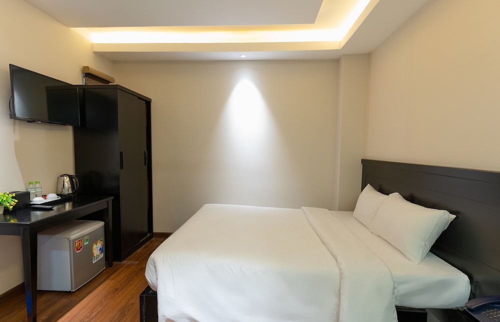 SUPERIOR, DOUBLE BED