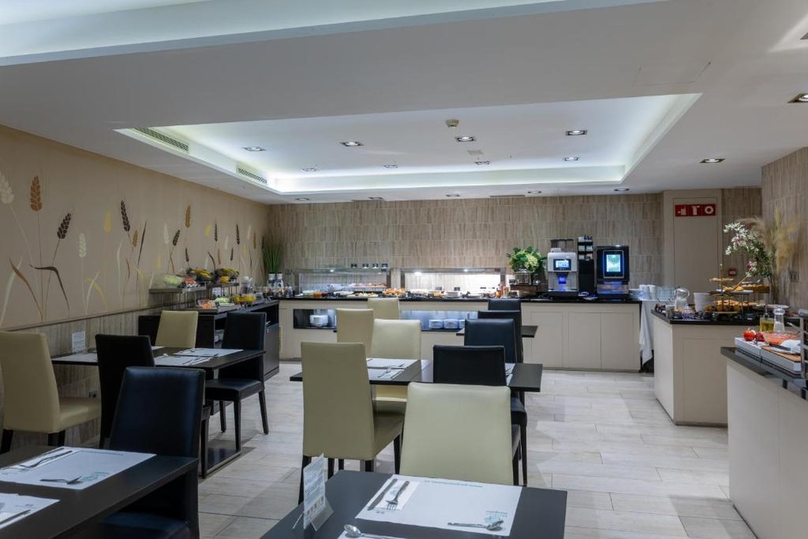 Santa Marta Hotel 69/77